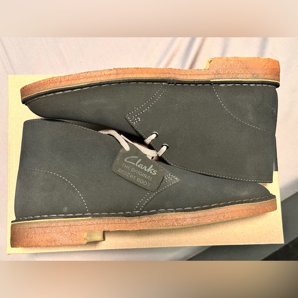 Clarks Men’s Desert Boot Dark Grey Suede US 8 NEW main image 5
